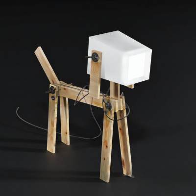 现代木质小狗落地灯